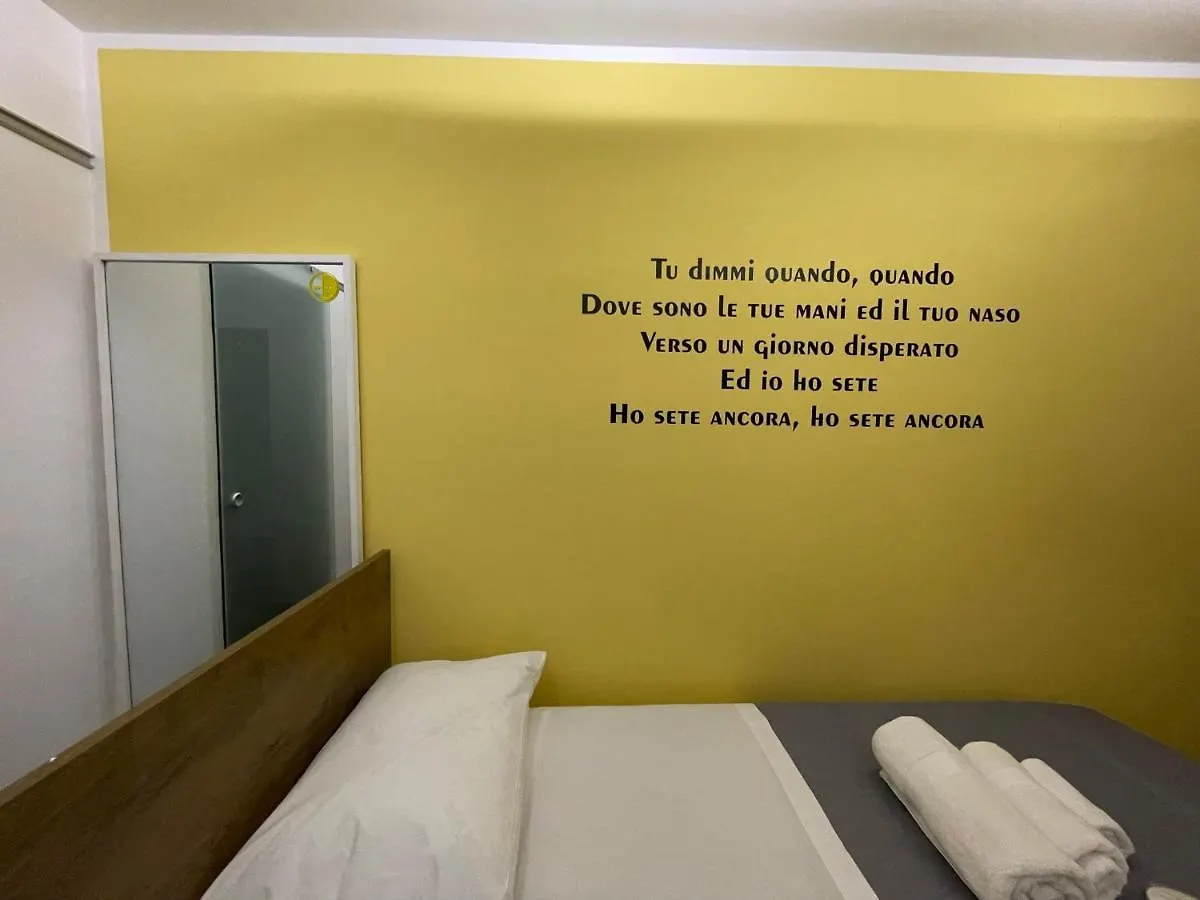 Holiday home Yes I Know My Room - Mini Room Martiri Naples